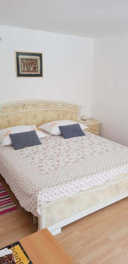 Apartment Danka Omiš Eksteriør billede