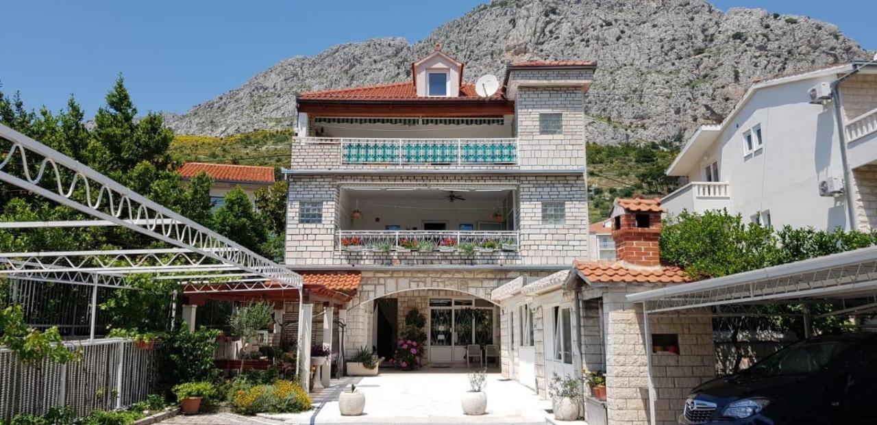 Apartment Danka Omiš Eksteriør billede