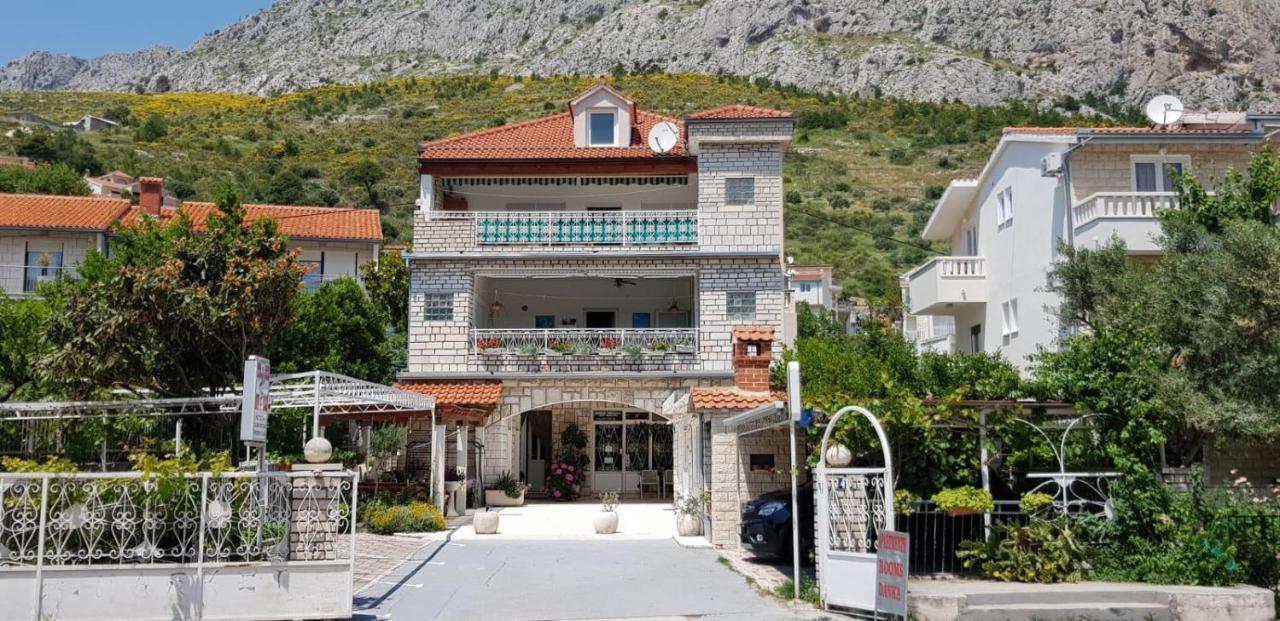 Apartment Danka Omiš Eksteriør billede